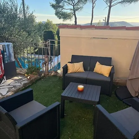 Dependance Neuve Entre Et Nature, Climatisee Avec Vue *