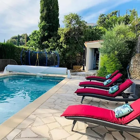 Dependance Neuve Entre Et Nature, Climatisee Avec Vue * Le Castellet (Var)